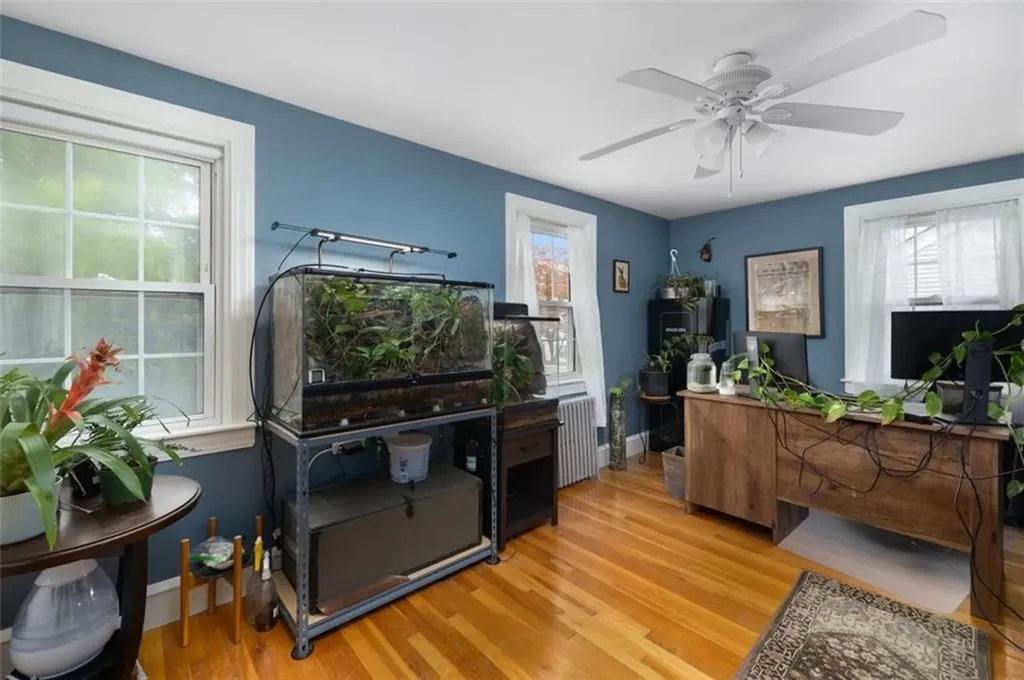 8 Dartmouth Avenue Warwick RI 02888