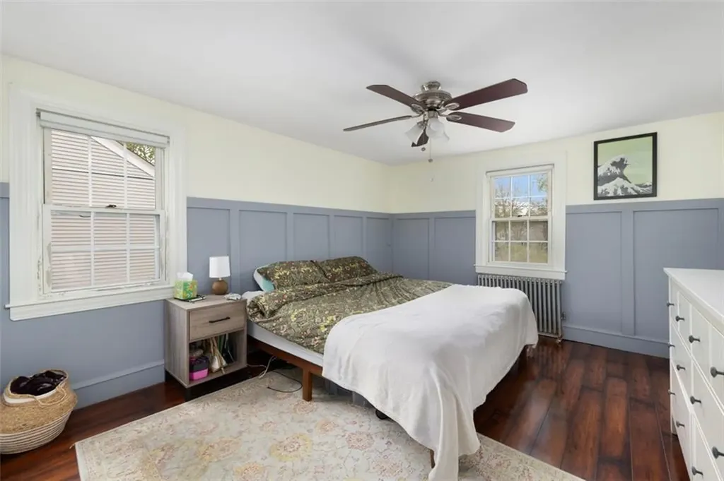 8 Dartmouth Avenue Warwick RI 02888