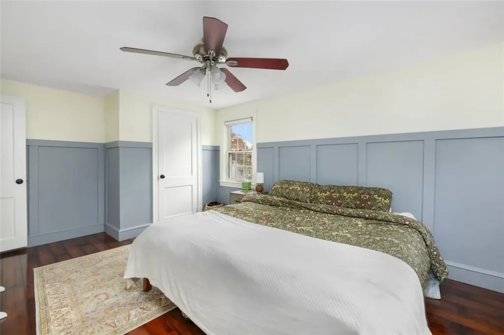 8 Dartmouth Avenue Warwick RI 02888