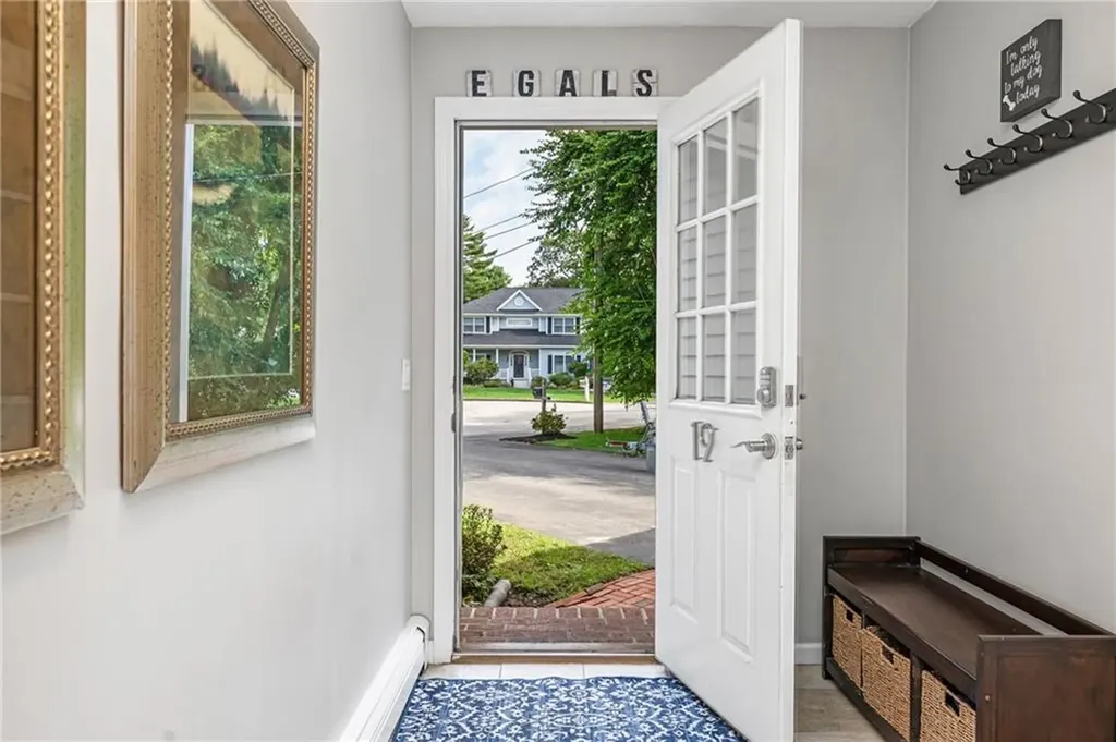 19 Evergreen Street Barrington RI 02806