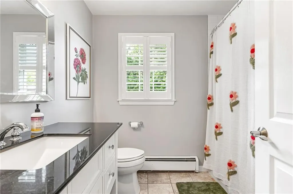 19 Evergreen Street Barrington RI 02806