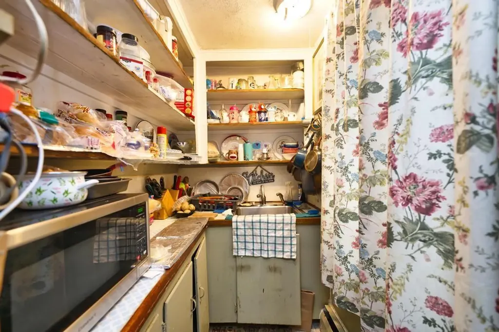 898 Main Road Tiverton RI 02878