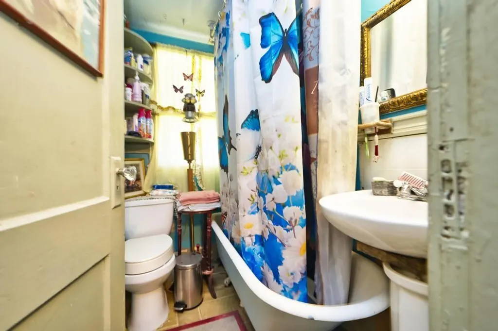 898 Main Road Tiverton RI 02878