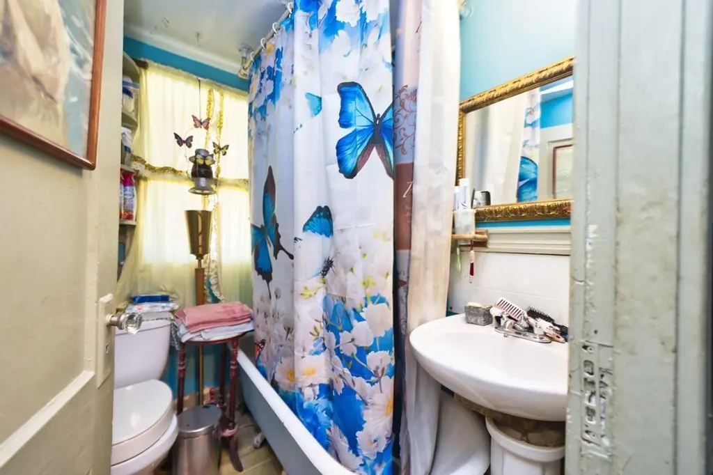 898 Main Road Tiverton RI 02878