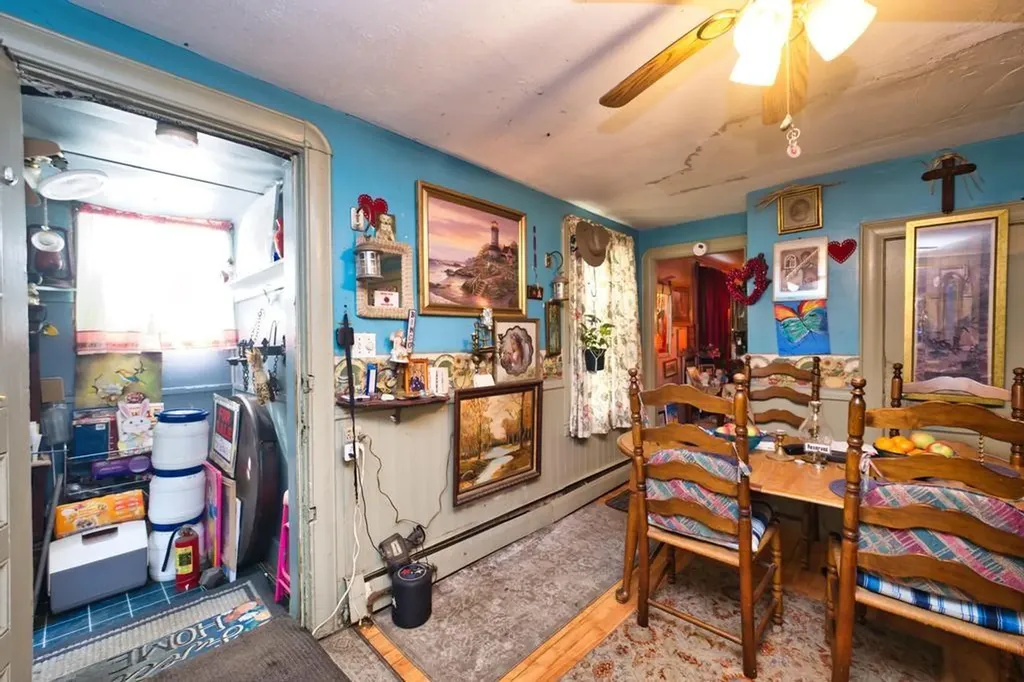 898 Main Road Tiverton RI 02878