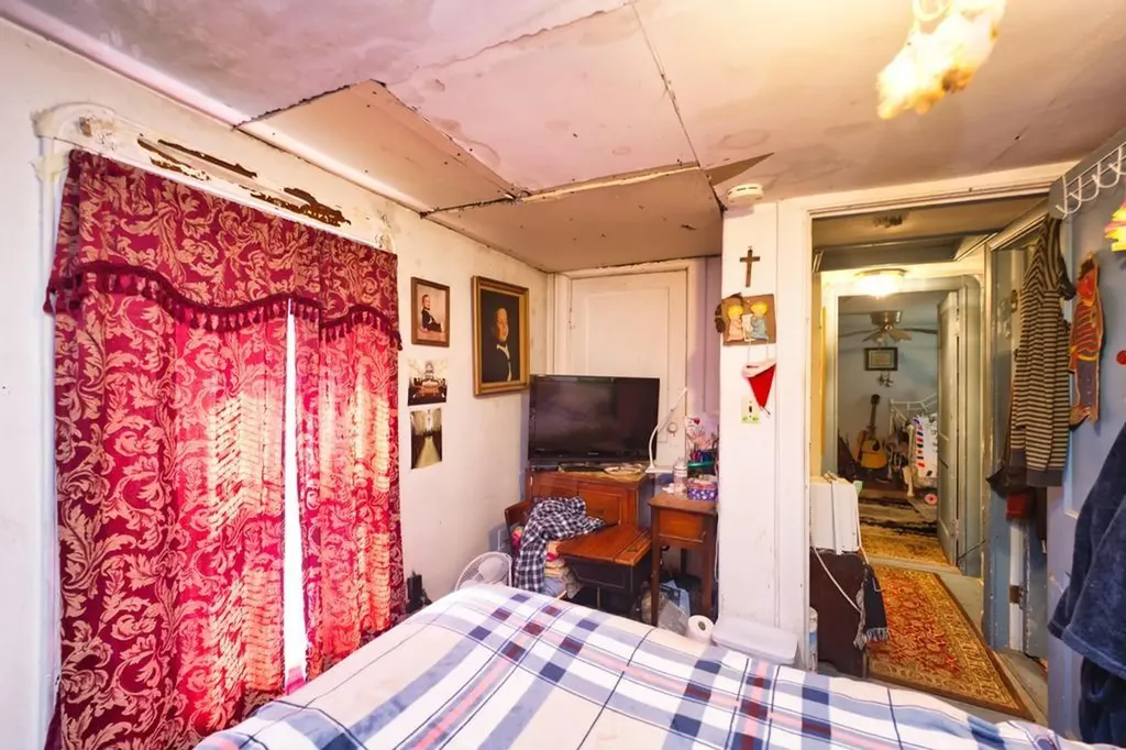 898 Main Road Tiverton RI 02878