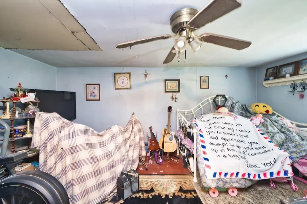 898 Main Road Tiverton RI 02878