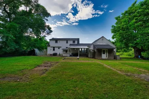 896 Main Road Tiverton RI 02878