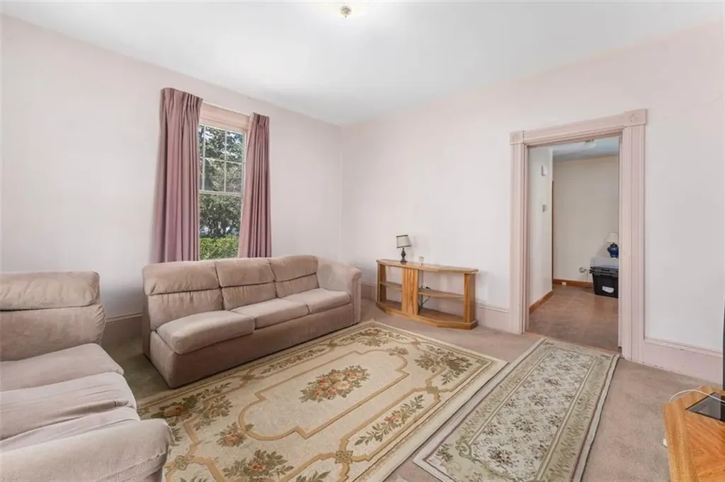 252 Evergreen Street Pawtucket RI 02861