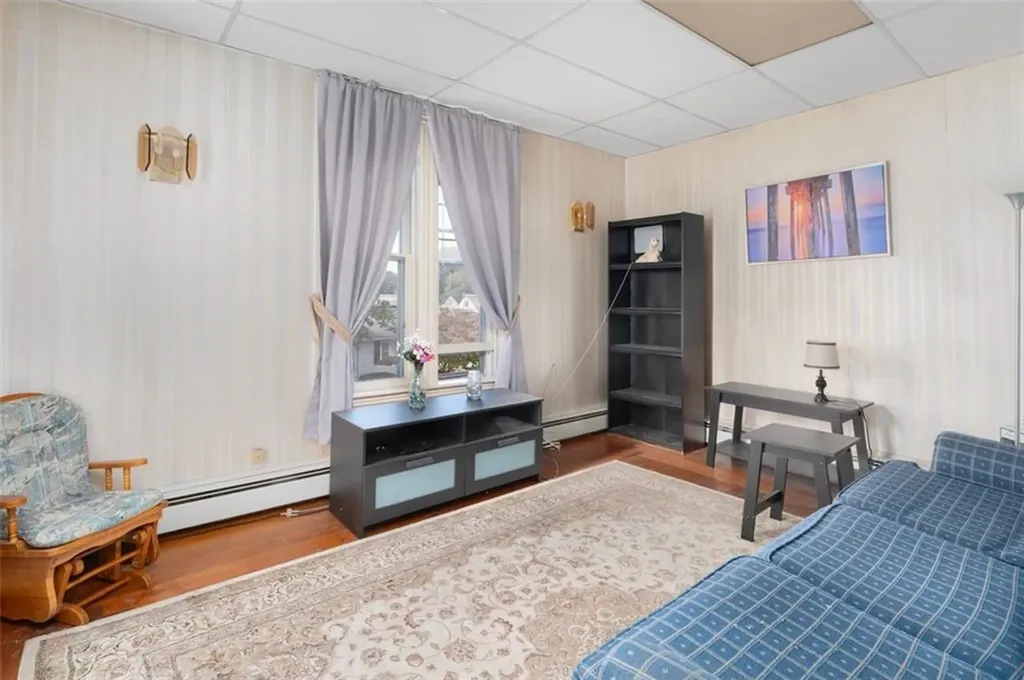 252 Evergreen Street Pawtucket RI 02861