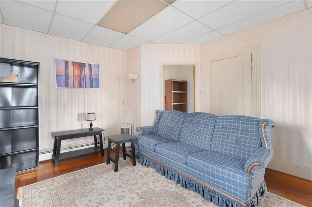 252 Evergreen Street Pawtucket RI 02861