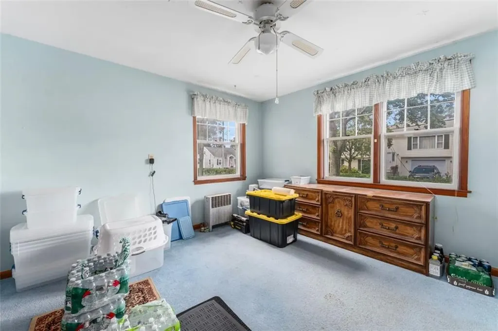 252 Evergreen Street Pawtucket RI 02861