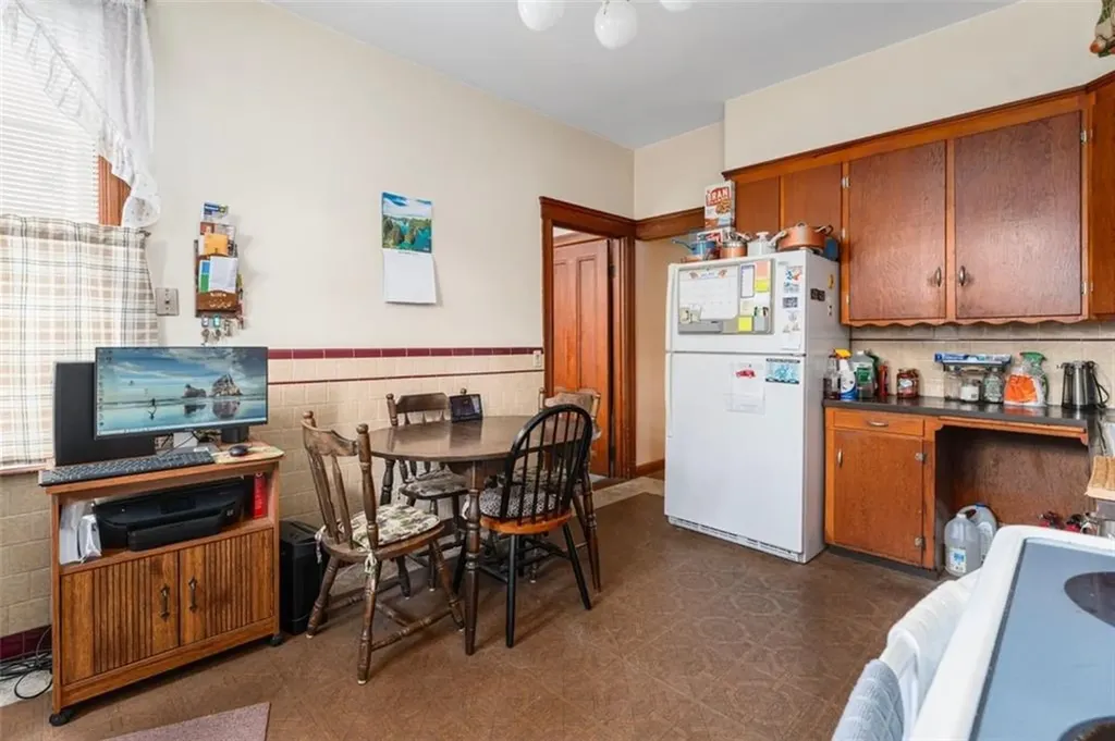 252 Evergreen Street Pawtucket RI 02861