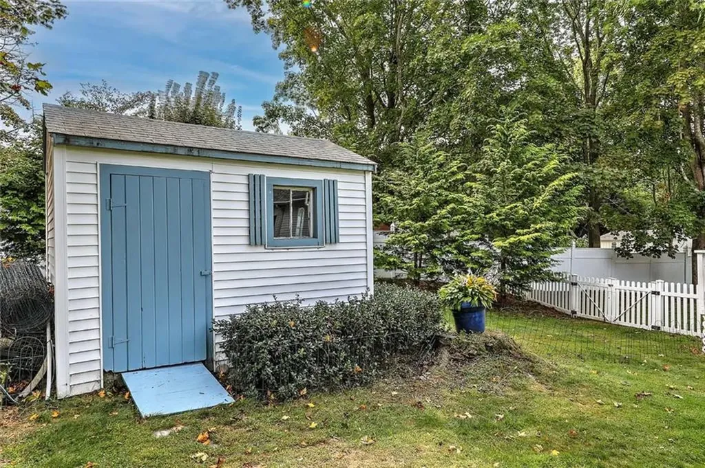 21 Browning Drive Charlestown RI 02813