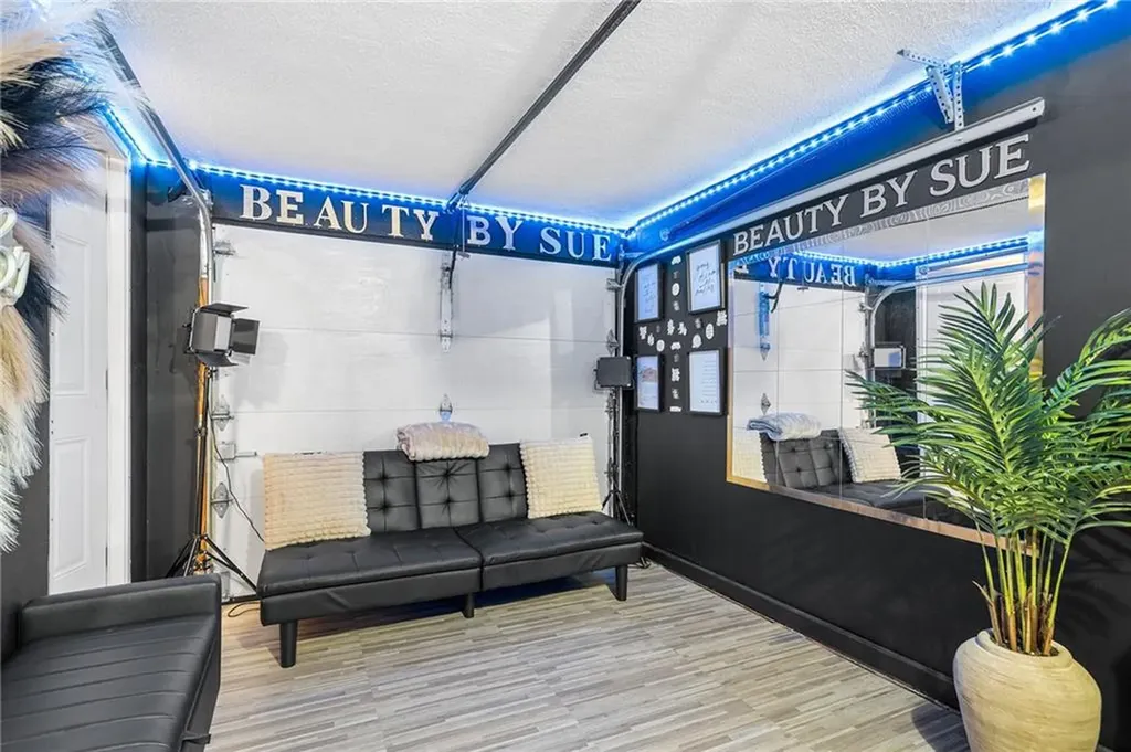 10 Burleigh Street Providence RI 02904