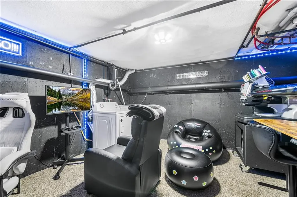 10 Burleigh Street Providence RI 02904