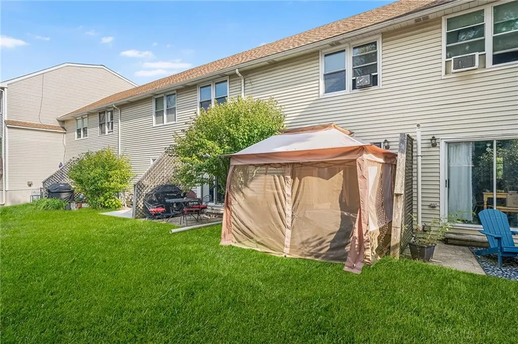 10 Burleigh Street Providence RI 02904