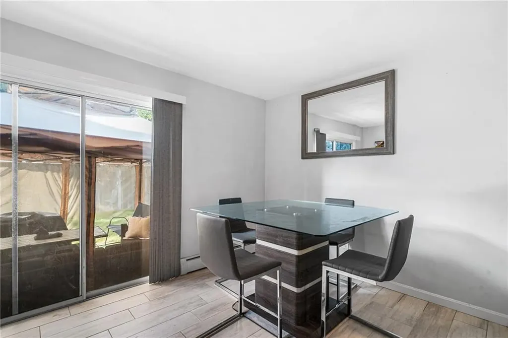 10 Burleigh Street Providence RI 02904