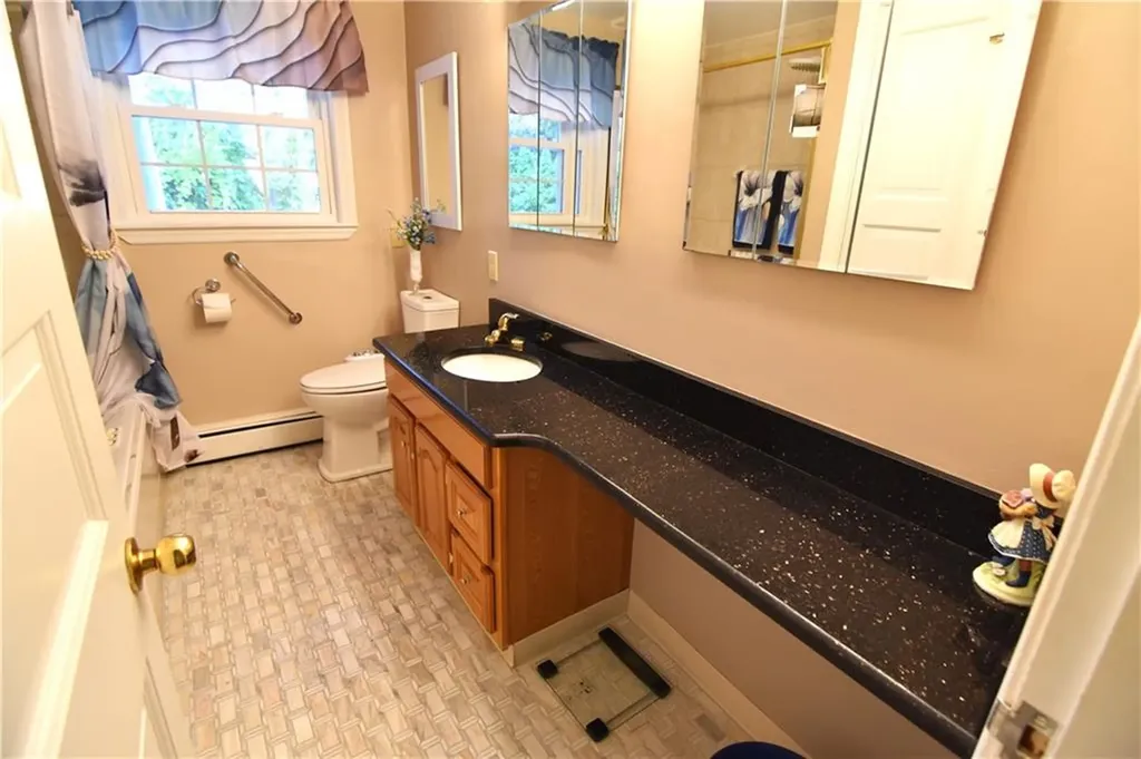 13 Cozy Lane Cumberland RI 02864