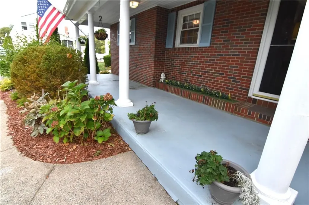13 Cozy Lane Cumberland RI 02864