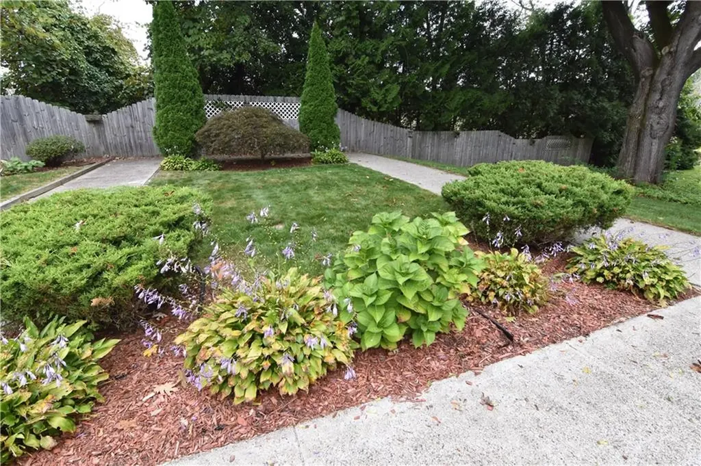 13 Cozy Lane Cumberland RI 02864