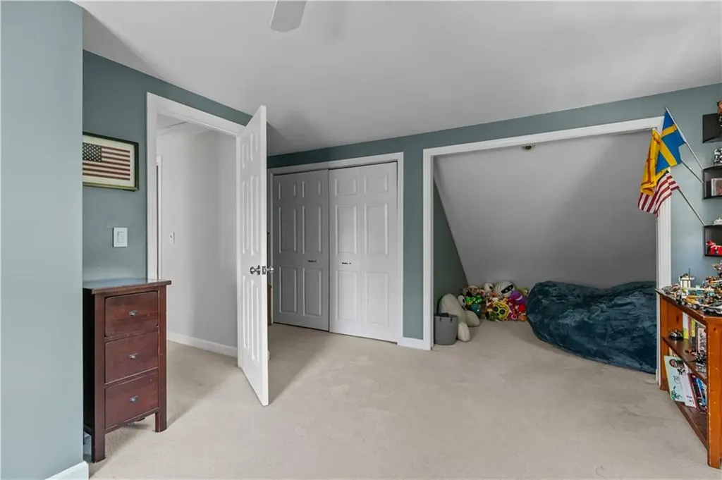 62 Beachmount Avenue Bristol RI 02809