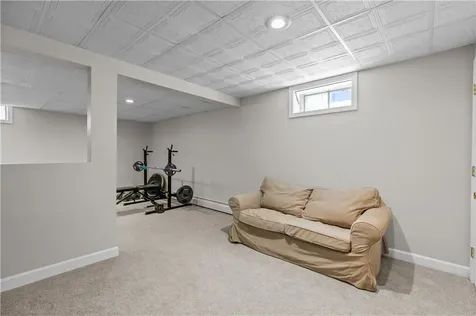 62 Beachmount Avenue Bristol RI 02809