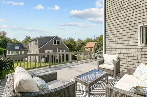 62 Beachmount Avenue Bristol RI 02809