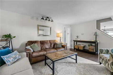 62 Beachmount Avenue Bristol RI 02809