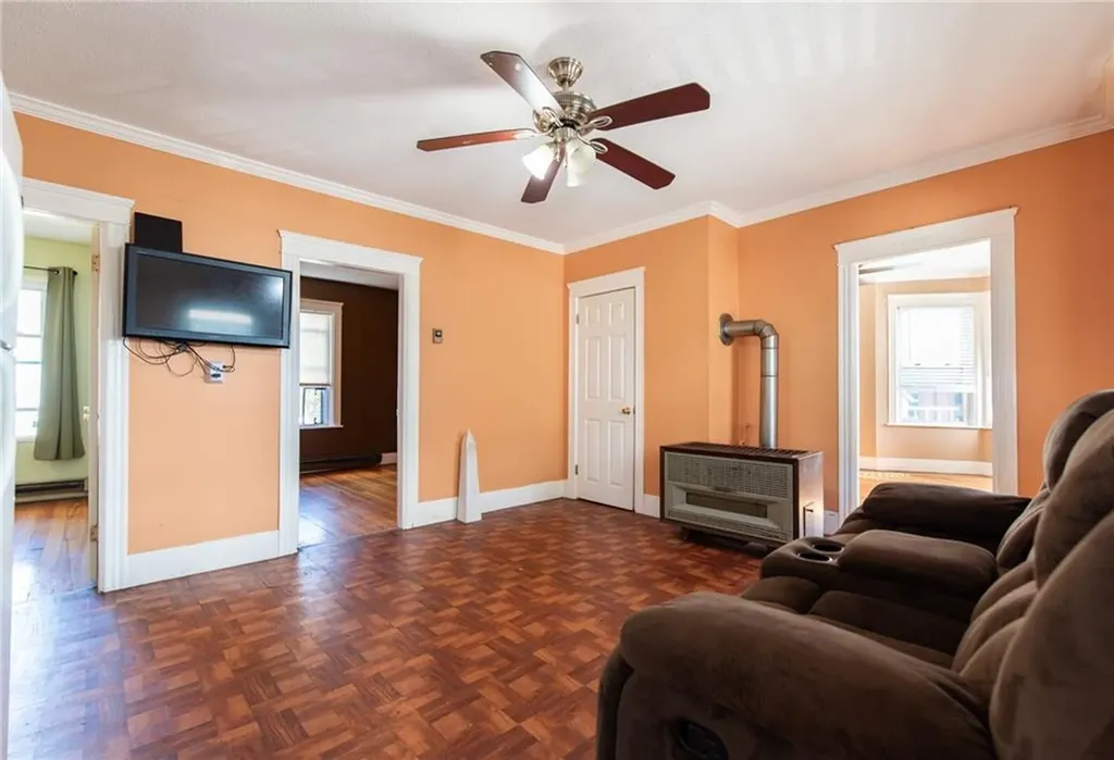 22 24 London Avenue Pawtucket RI 02861
