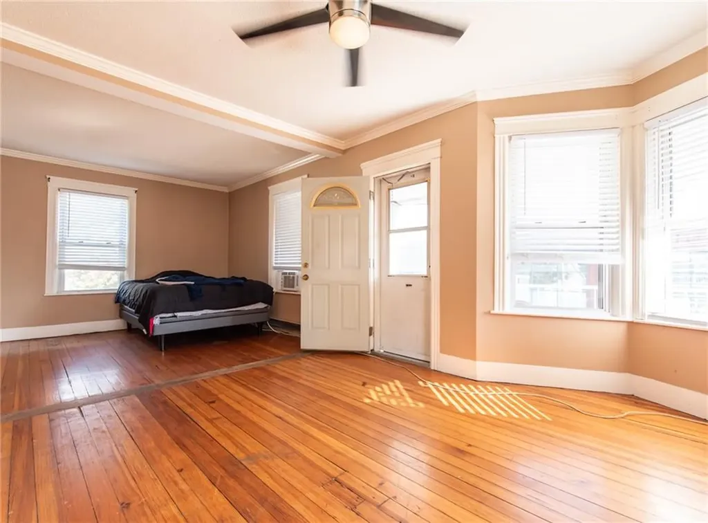 22 24 London Avenue Pawtucket RI 02861