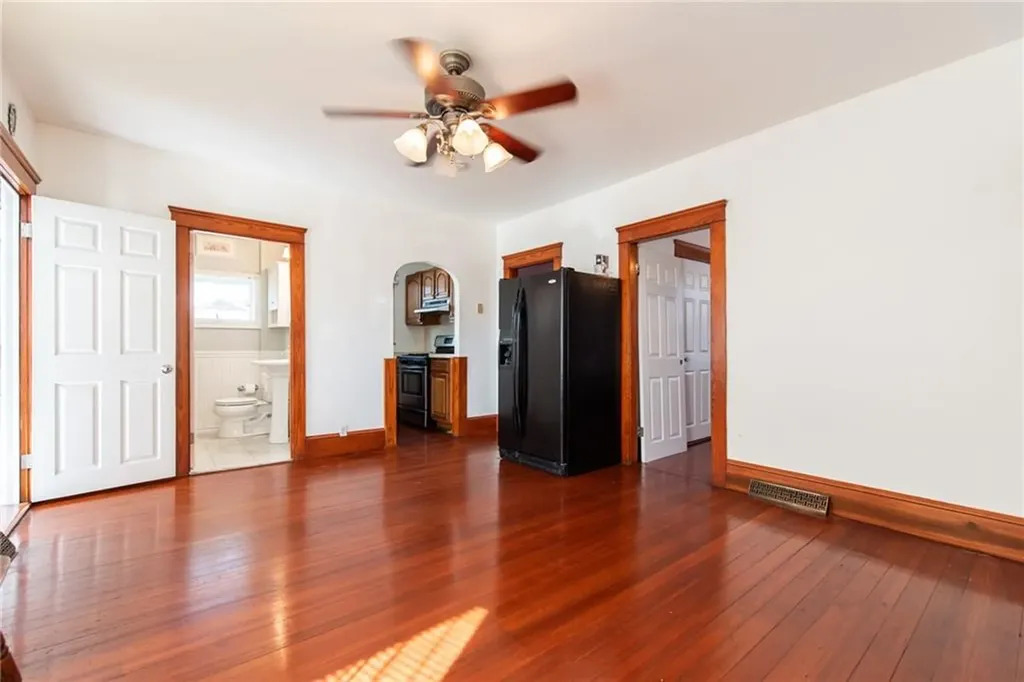 22 24 London Avenue Pawtucket RI 02861