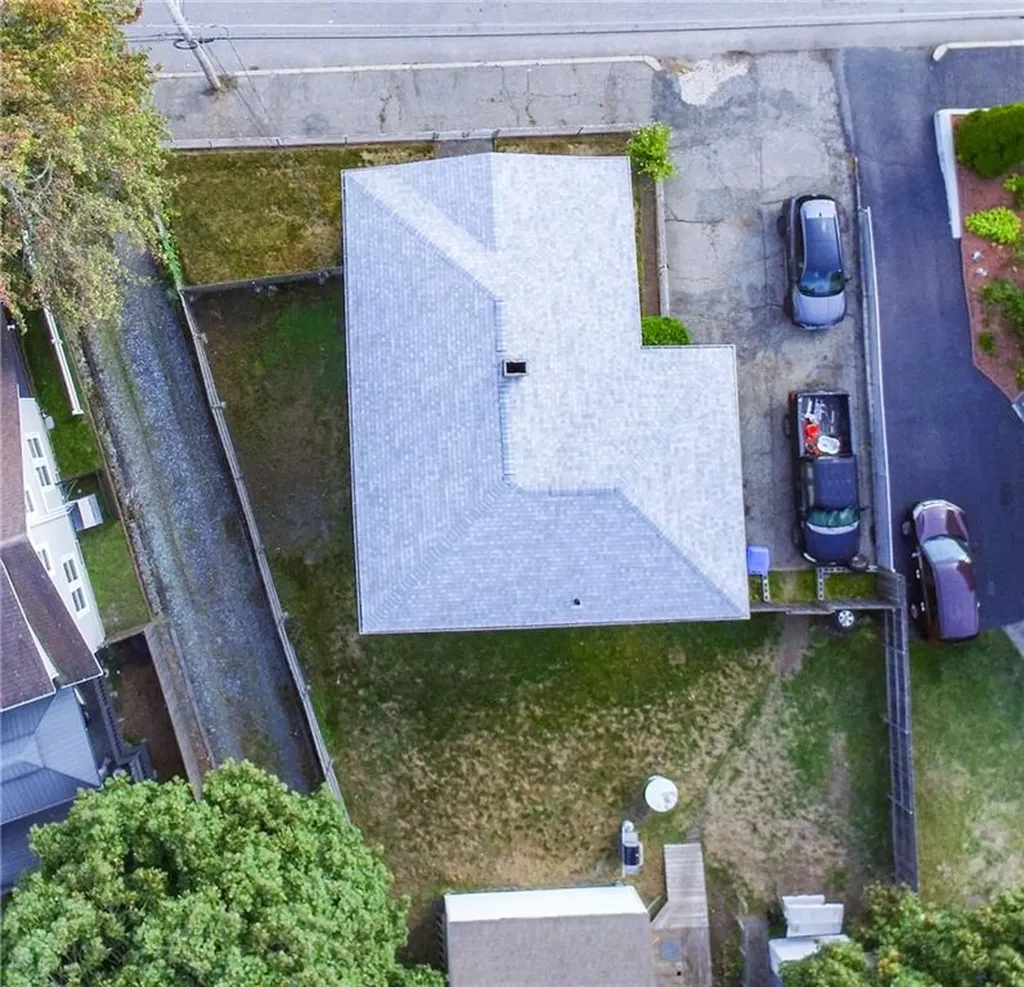 22 24 London Avenue Pawtucket RI 02861