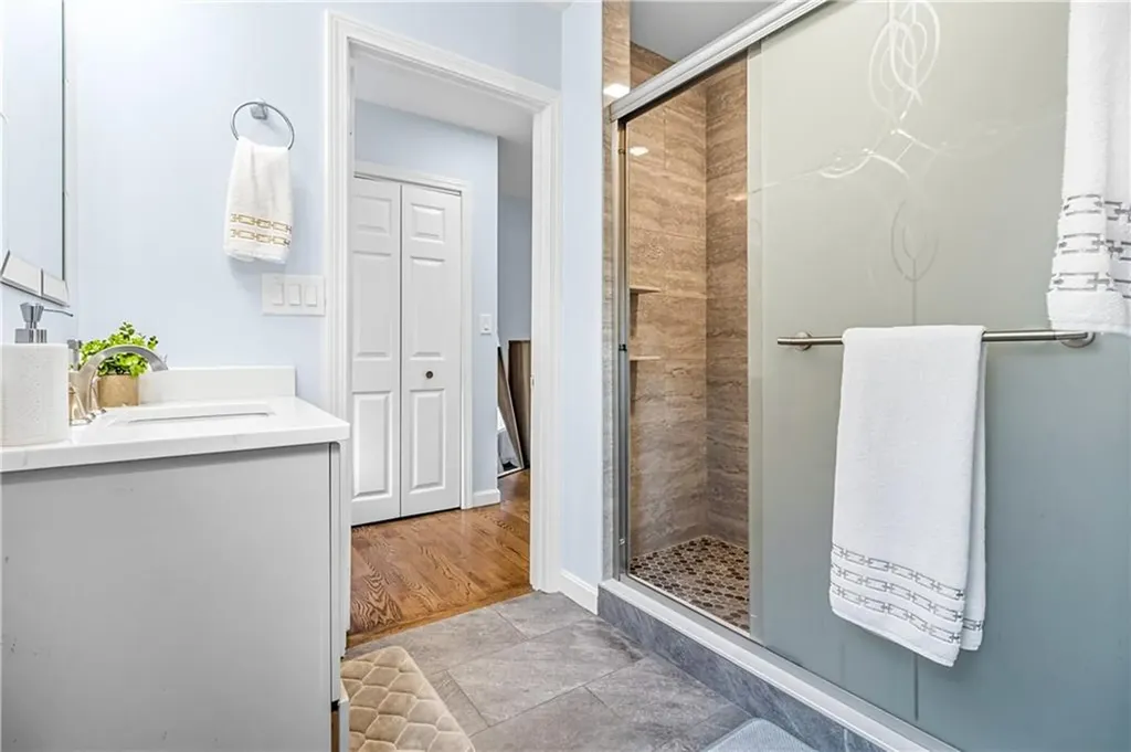 7 Jill Court East Providence RI 02915