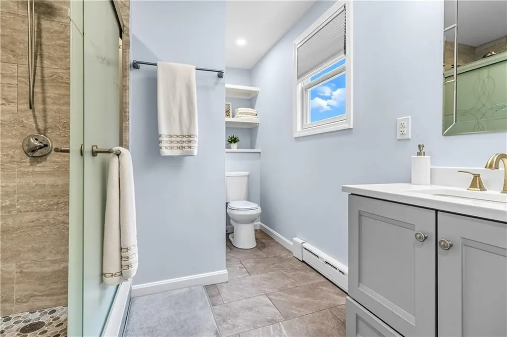 7 Jill Court East Providence RI 02915