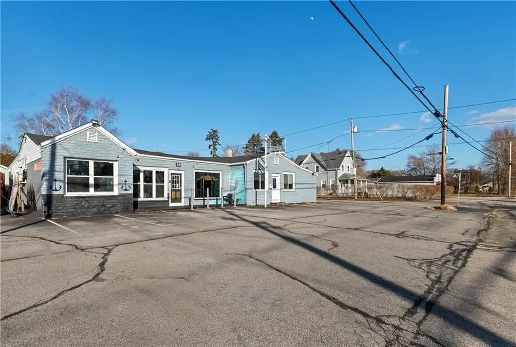 2291 West Shore Road Warwick RI 02889