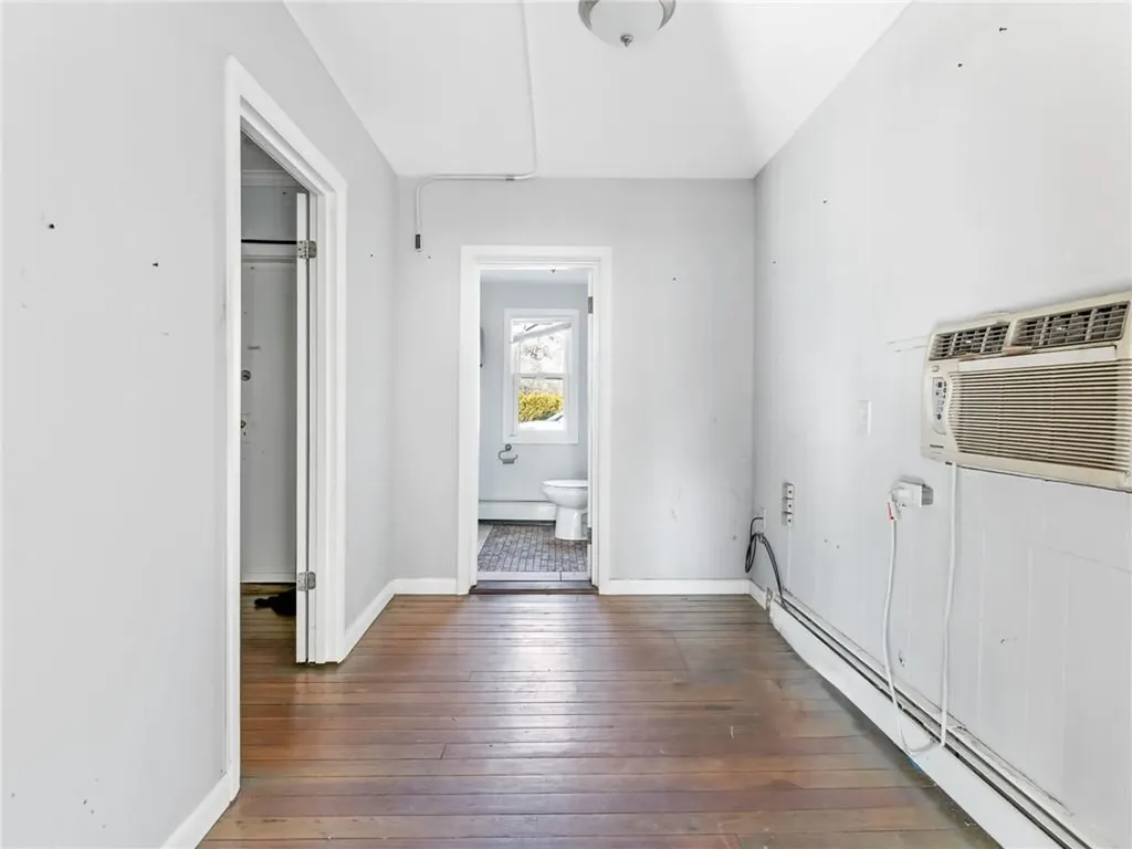2291 West Shore Road Warwick RI 02889