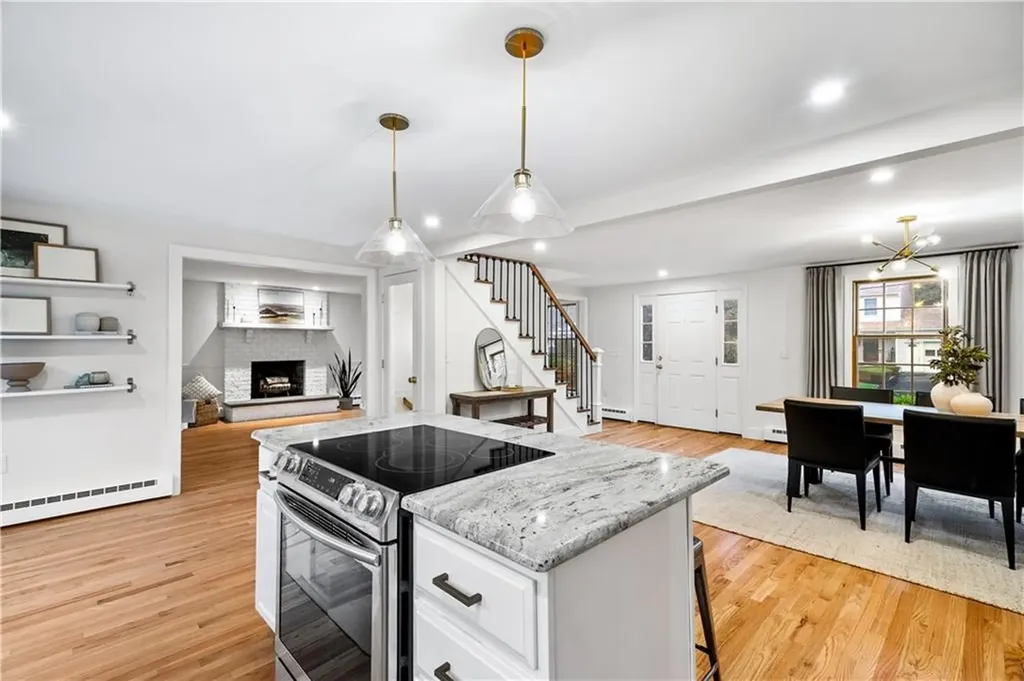 14 Sheri Drive Coventry RI 02816