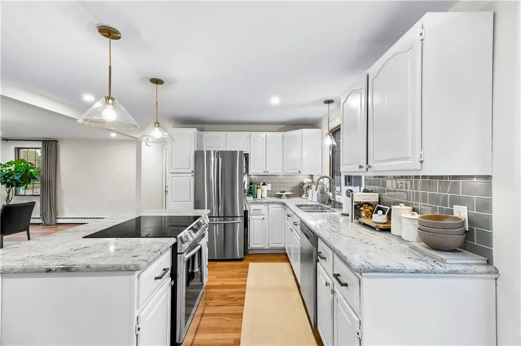 14 Sheri Drive Coventry RI 02816