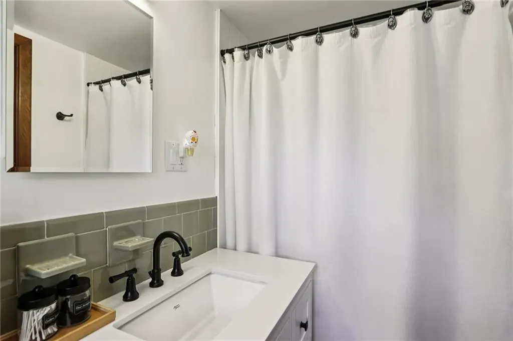 269 Glen Hills Drive Cranston RI 02920