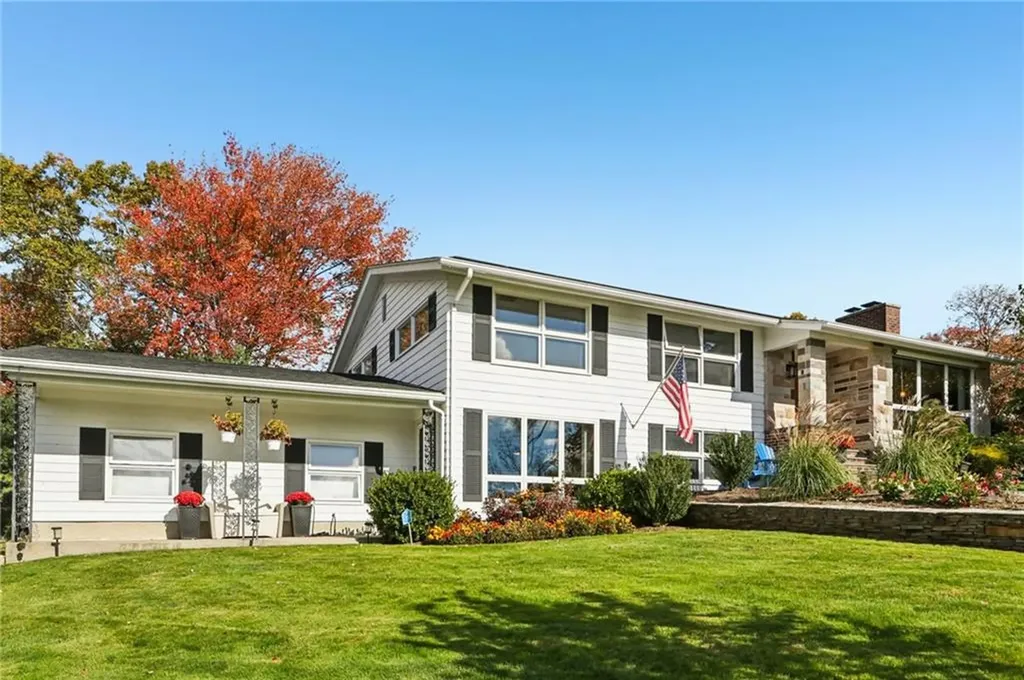 269 Glen Hills Drive Cranston RI 02920