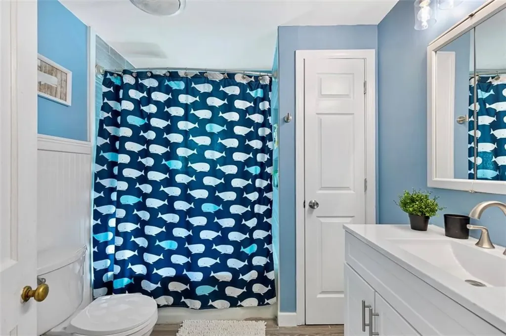 3 Kenmore Court Barrington RI 02806