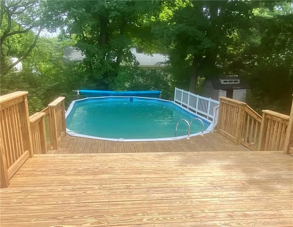3 Kenmore Court Barrington RI 02806
