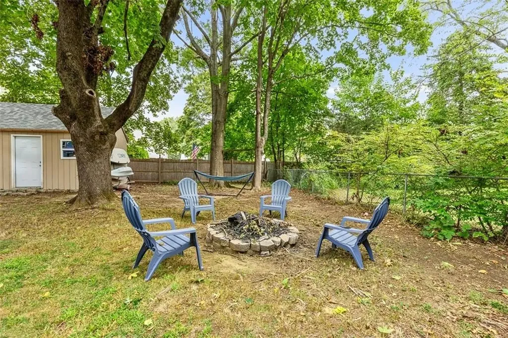 3 Kenmore Court Barrington RI 02806