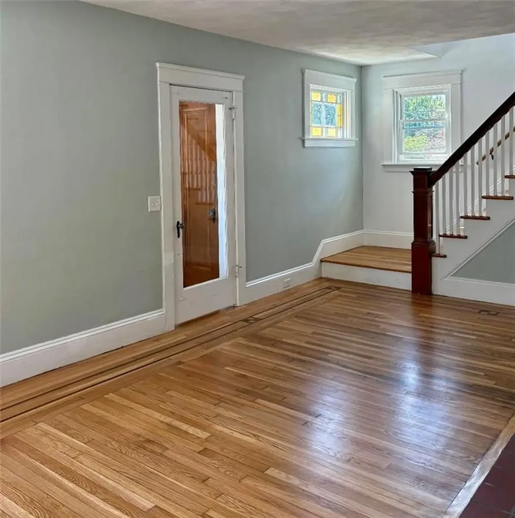 115 Concord Avenue Cranston RI 02910