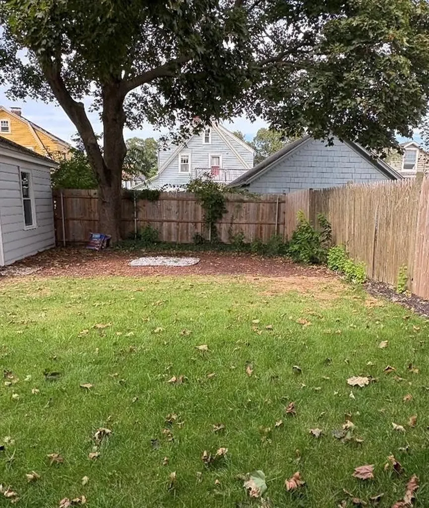 115 Concord Avenue Cranston RI 02910