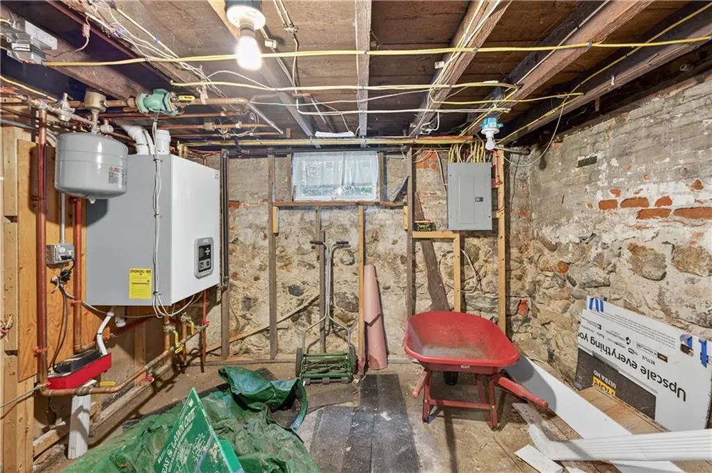 53 Winthrop Avenue Providence RI 02908