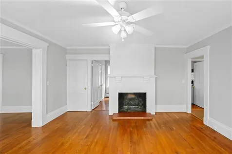 692 Hope Street Bristol RI 02809