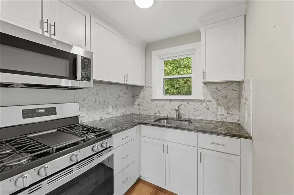 22 Goulart Avenue Bristol RI 02809