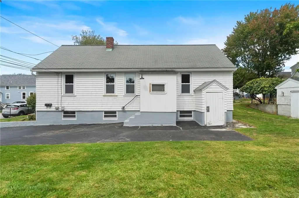 22 Goulart Avenue Bristol RI 02809